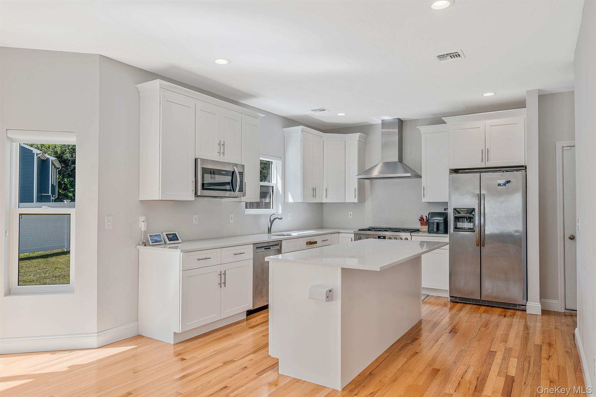 164 Chestnut Street, Mount Sinai, NY 11766