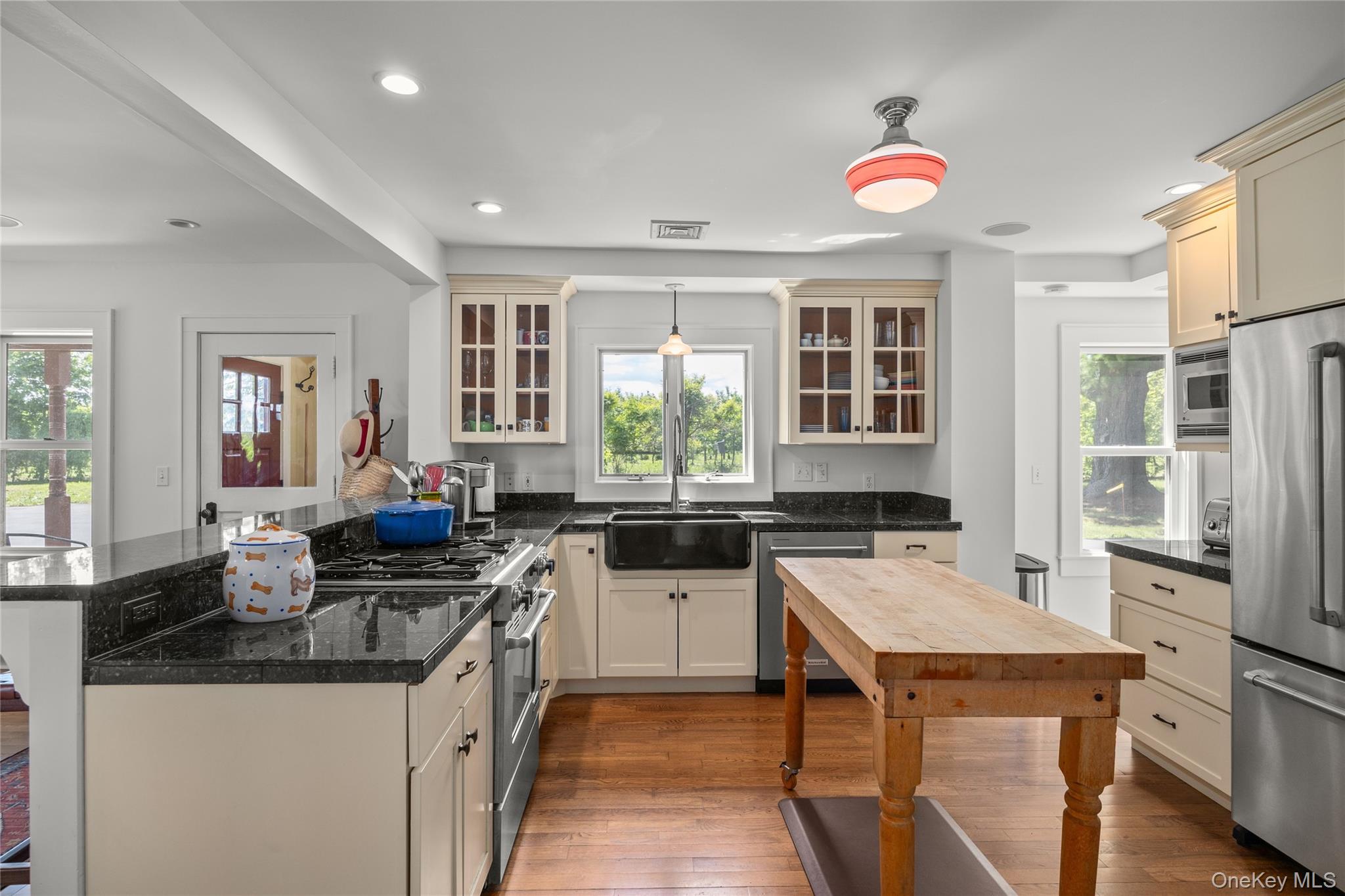 511 County Route 10, Germantown, NY 12526