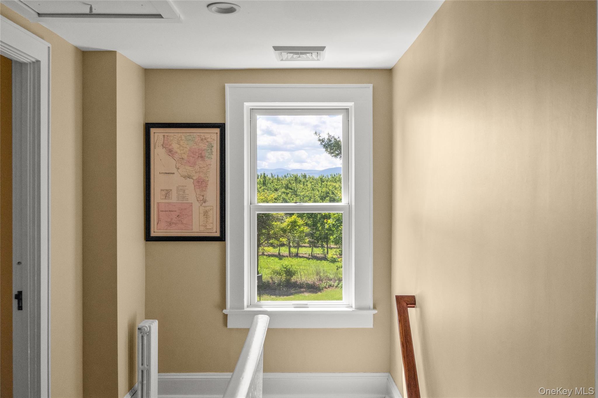 511 County Route 10, Germantown, NY 12526