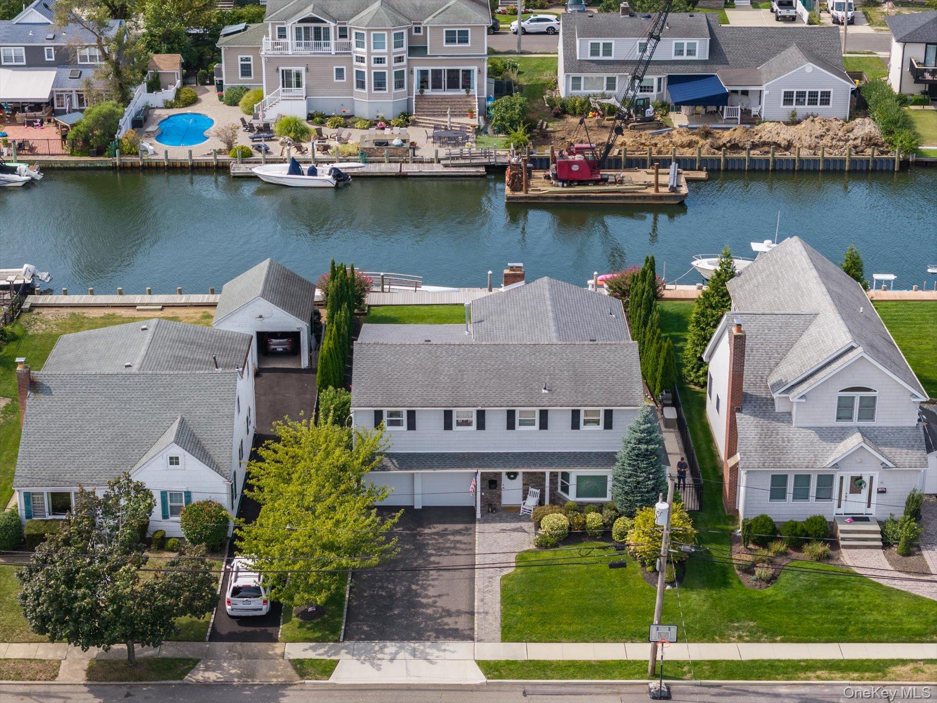 153 Biltmore Boulevard, Massapequa, NY 11758