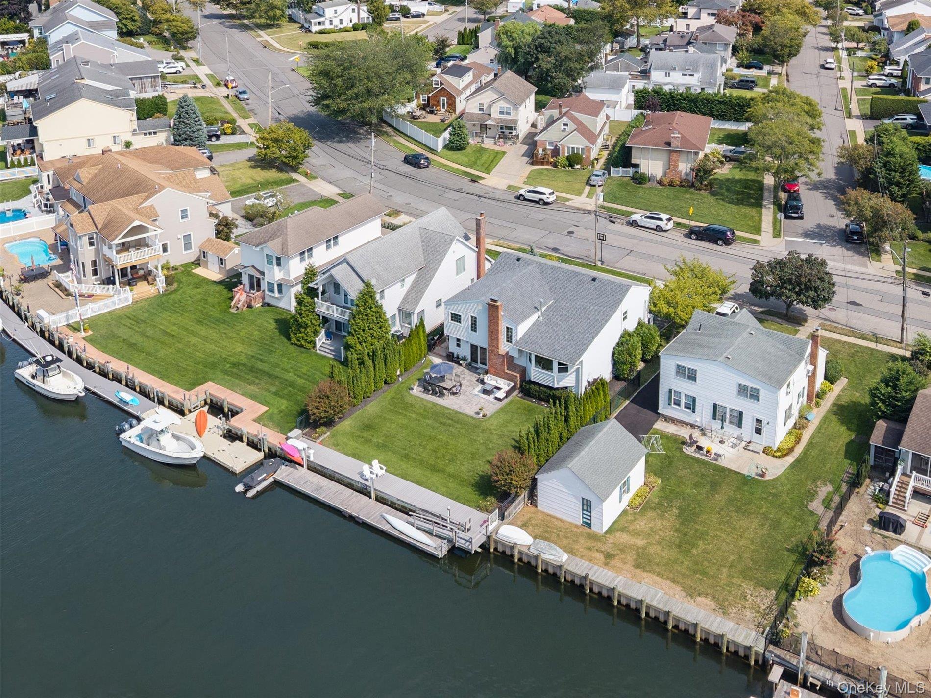 153 Biltmore Boulevard, Massapequa, NY 11758