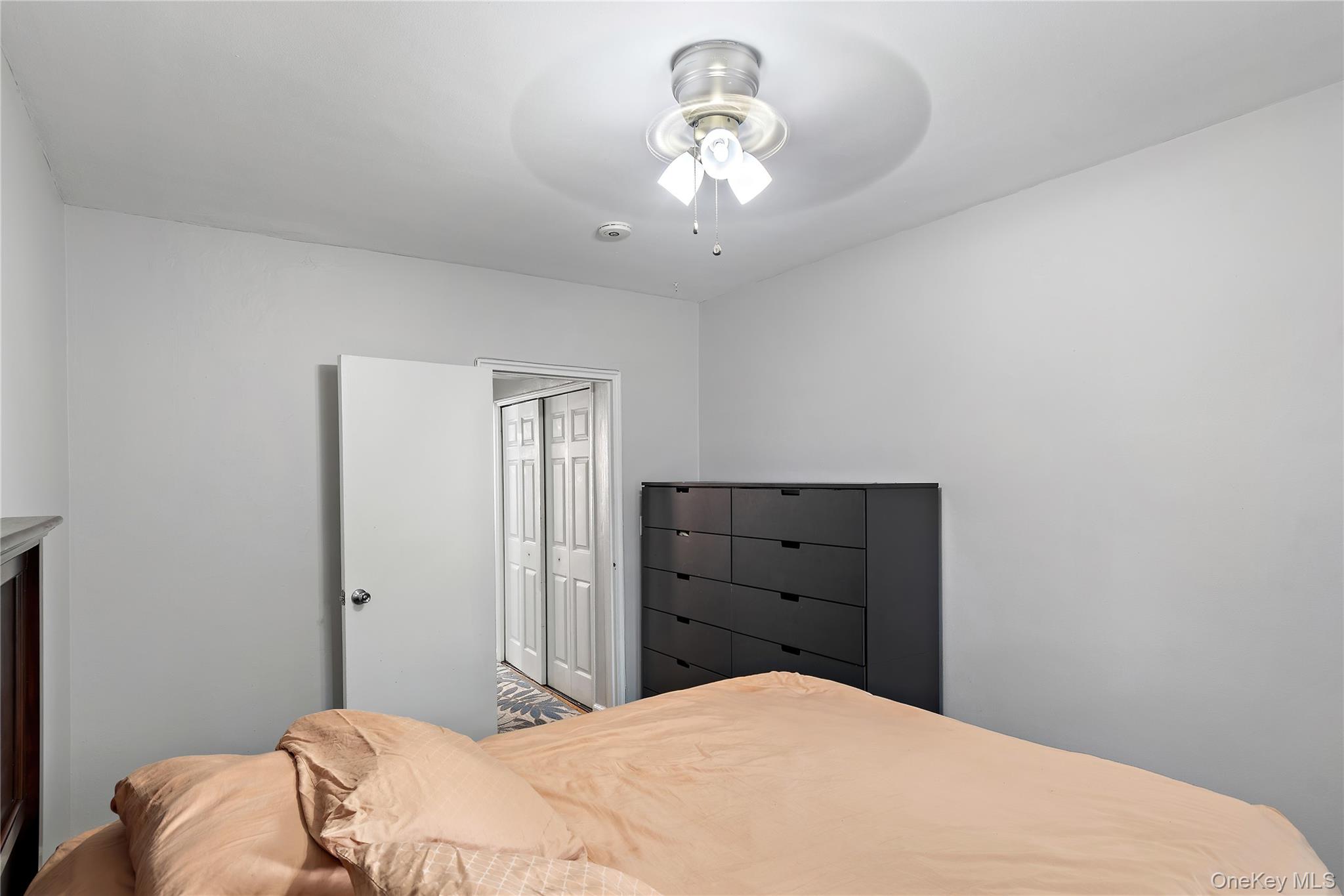 55A Ehrbar Avenue # 2G, Mount Vernon, NY 10552