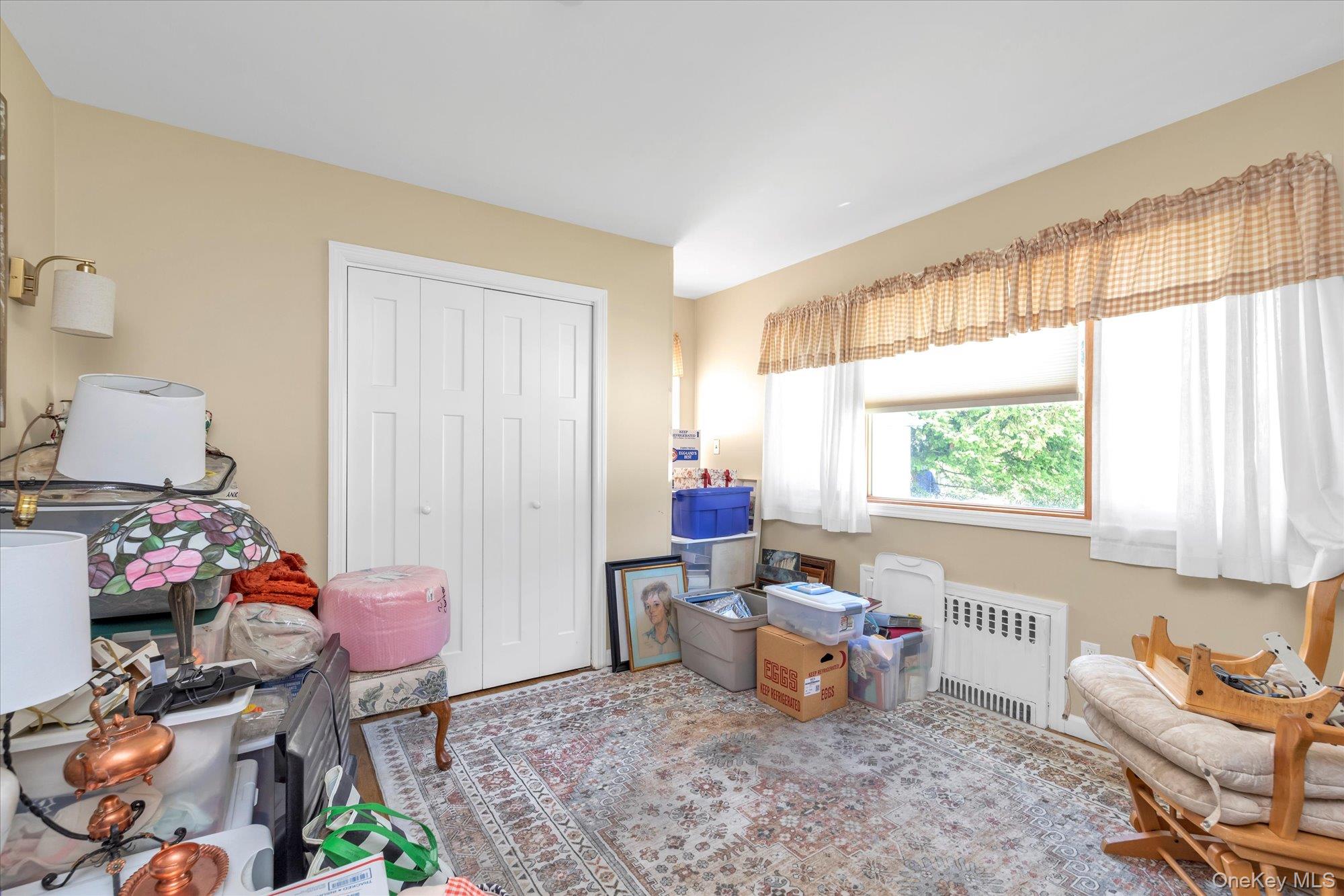 21 Carter Court, Lynbrook, NY 11563