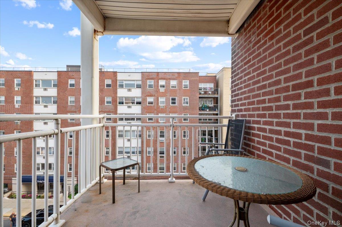 711 Shore Road # 4E, Long Beach, NY 11561