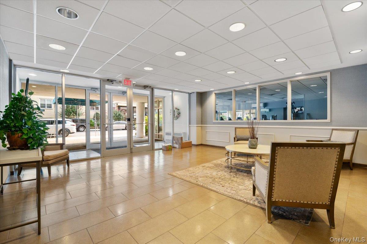 711 Shore Road # 4E, Long Beach, NY 11561