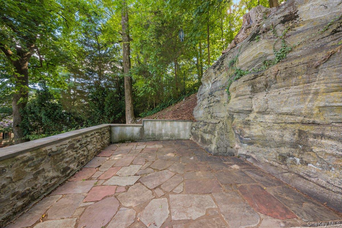 65 Brookdale Drive, Yonkers, NY 10710