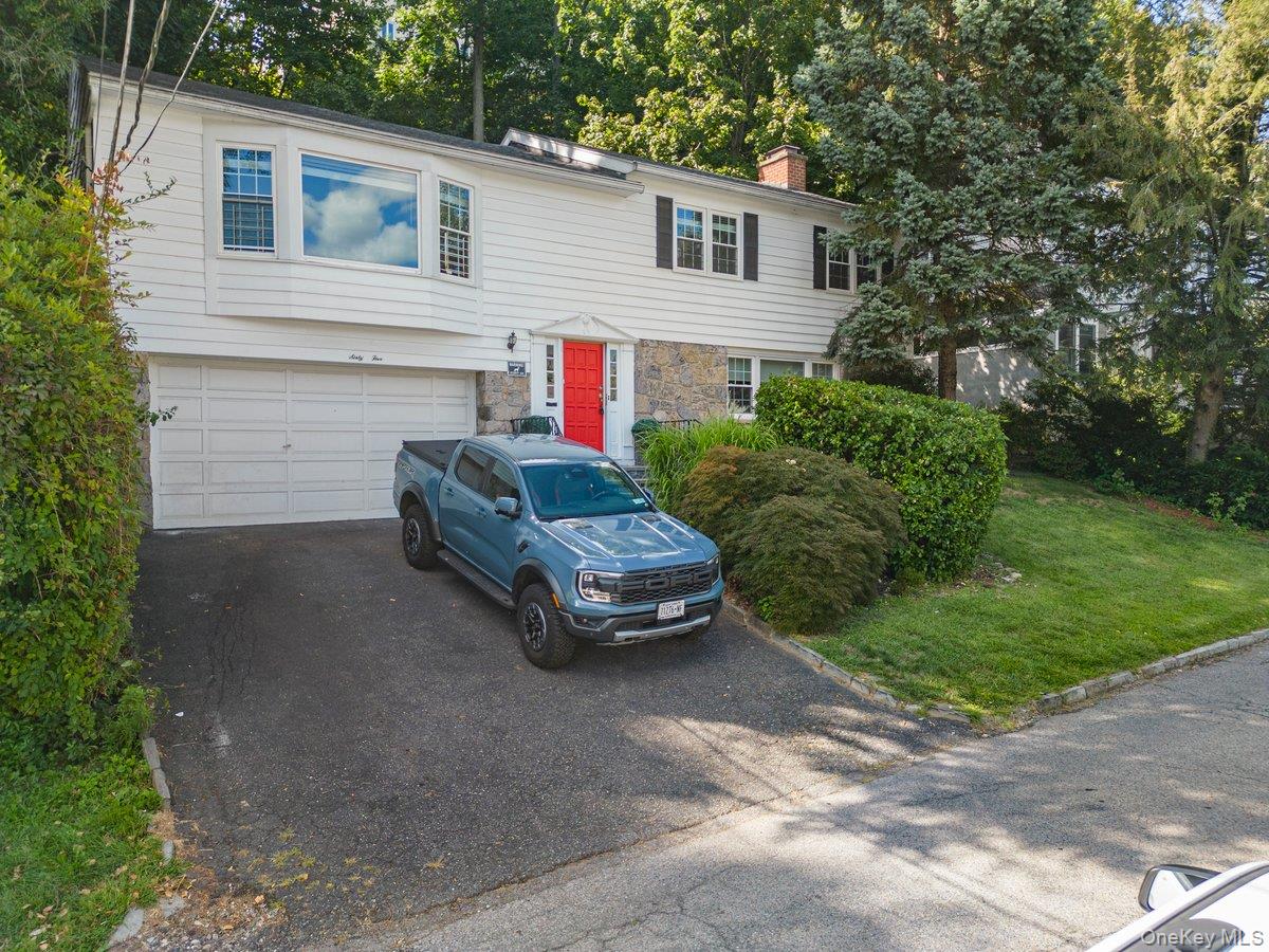 65 Brookdale Drive, Yonkers, NY 10710