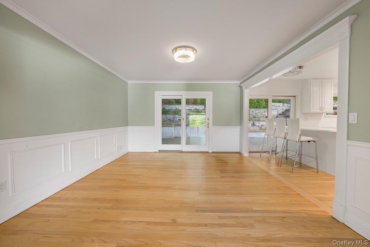 65 Brookdale Drive, Yonkers, NY 10710