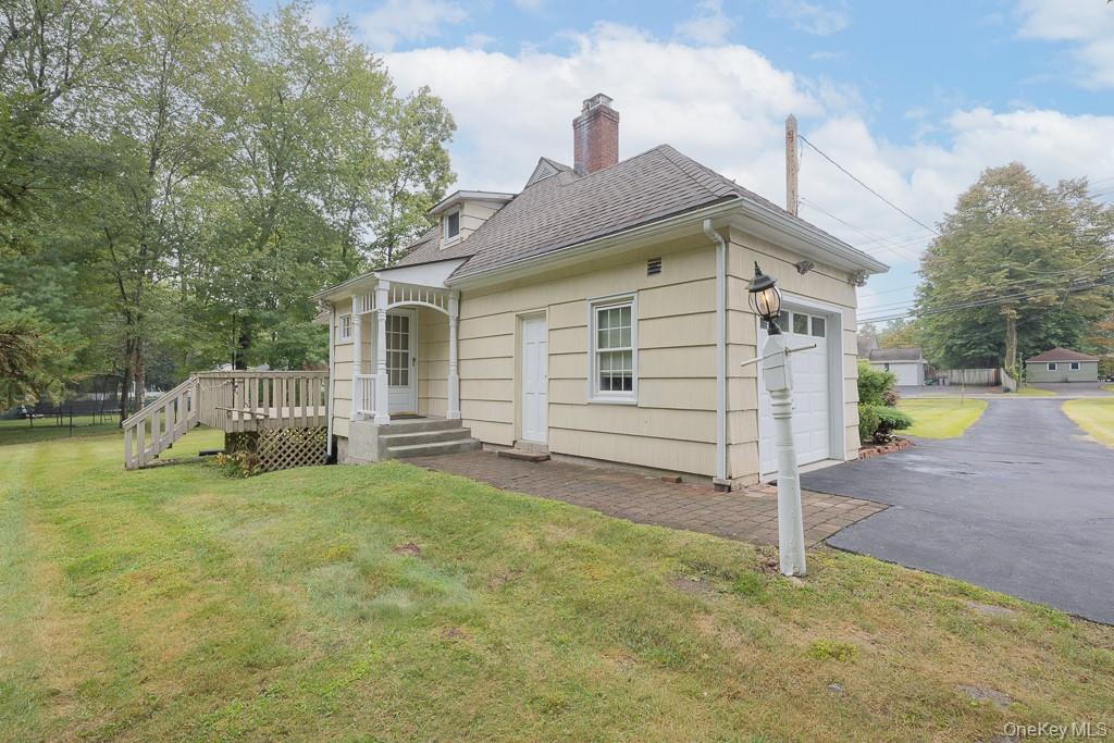 137 Blauvelt Road, Nanuet, NY 10954