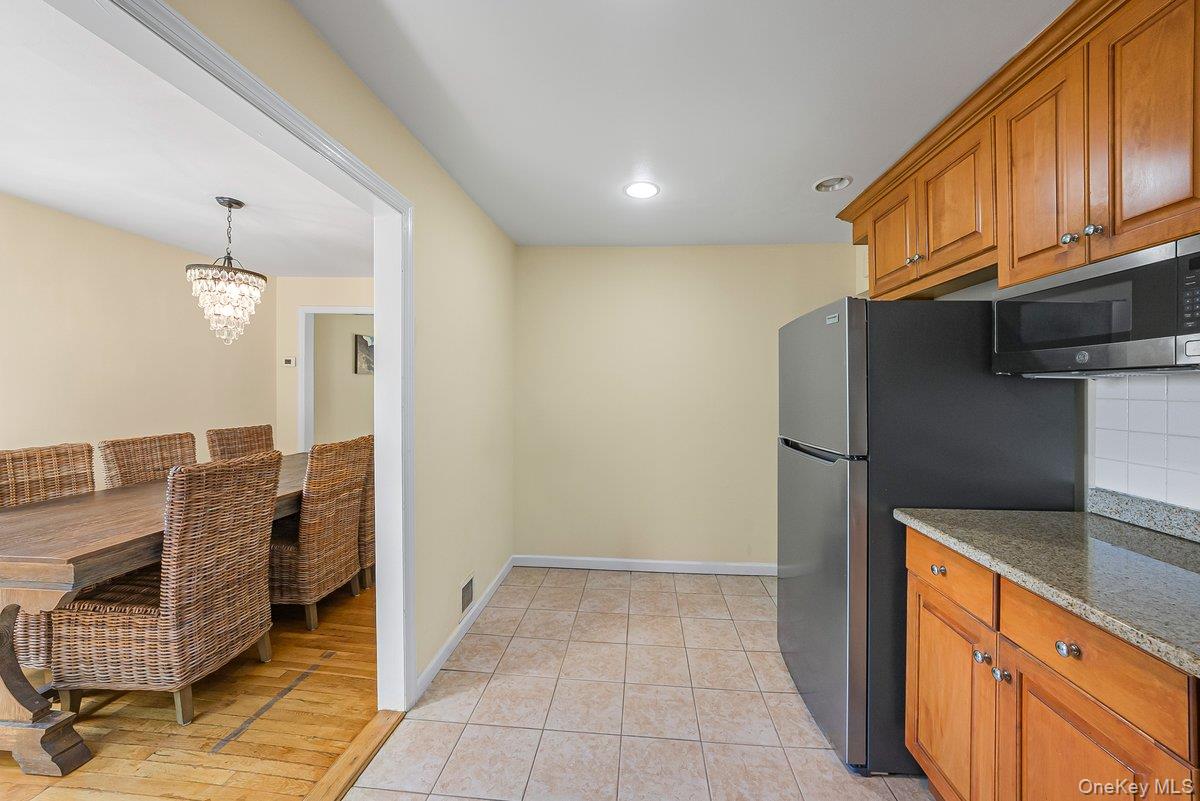 104 Lefferts Road, Yonkers, NY 10705