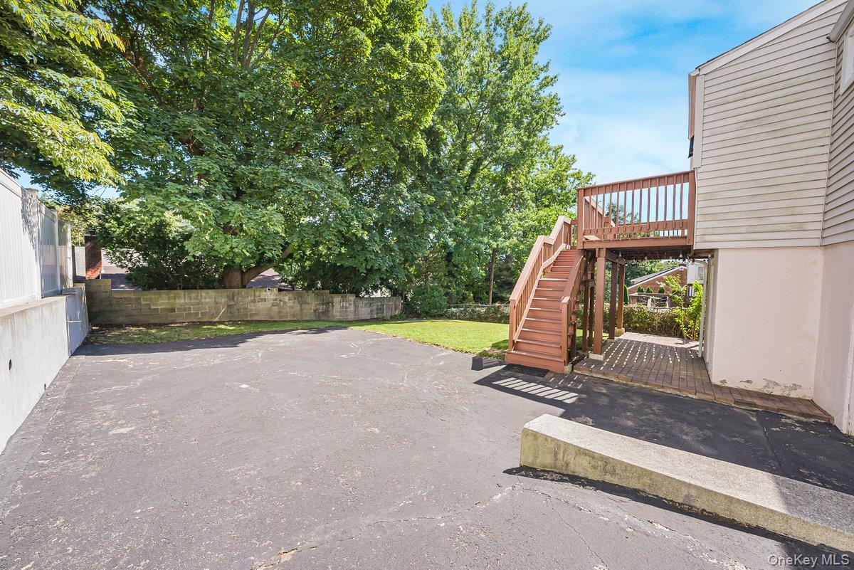 104 Lefferts Road, Yonkers, NY 10705