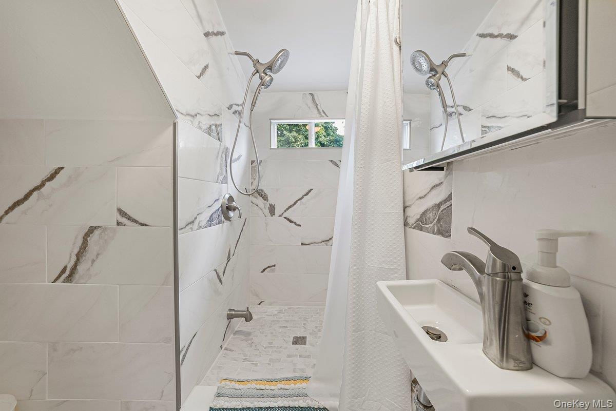 104 Lefferts Road, Yonkers, NY 10705