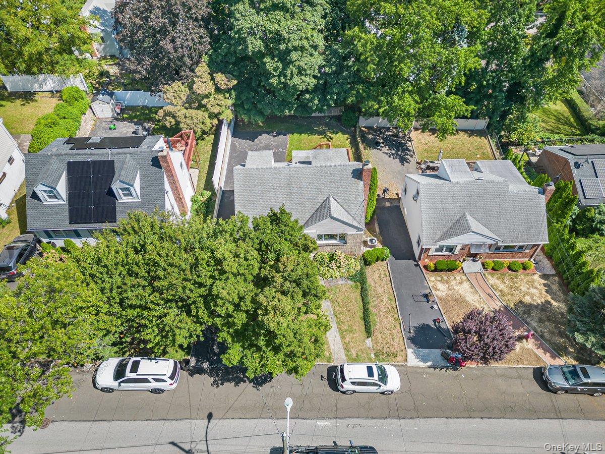 104 Lefferts Road, Yonkers, NY 10705