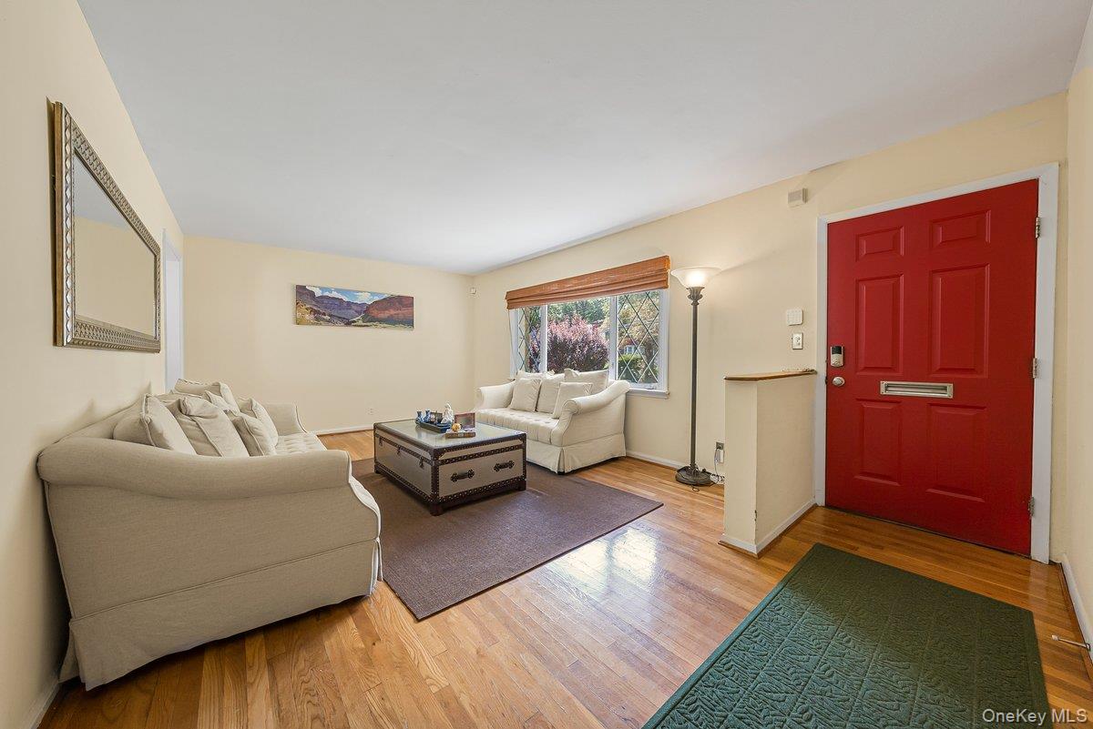 104 Lefferts Road, Yonkers, NY 10705