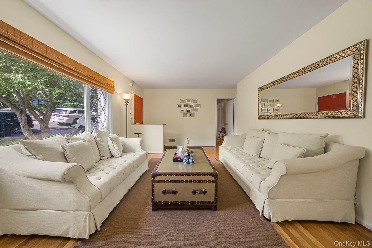 104 Lefferts Road, Yonkers, NY 10705