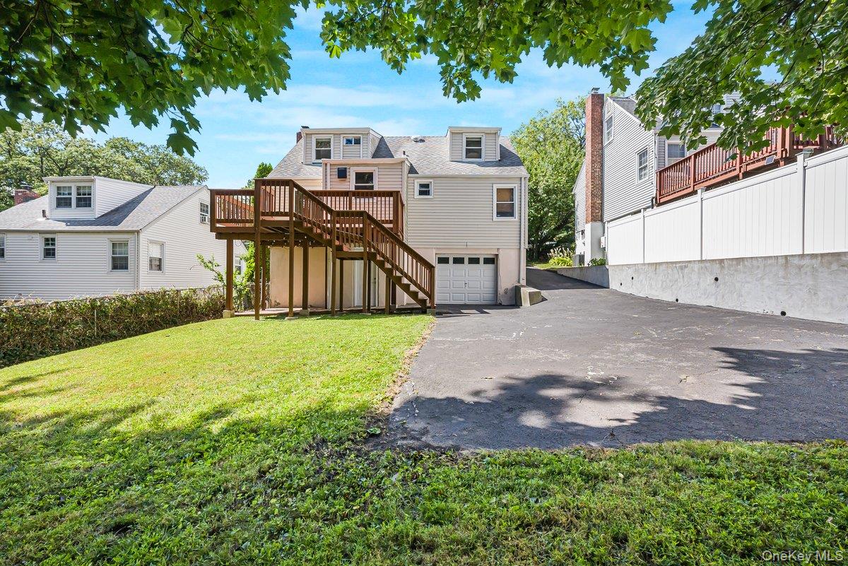 104 Lefferts Road, Yonkers, NY 10705