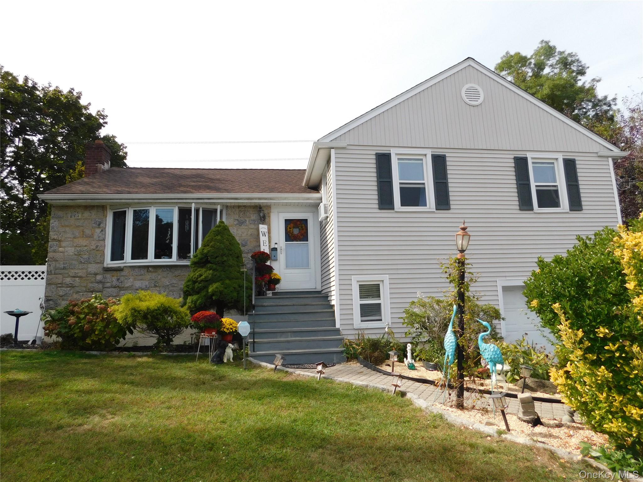 61 Newport Road, Yonkers, NY 10710