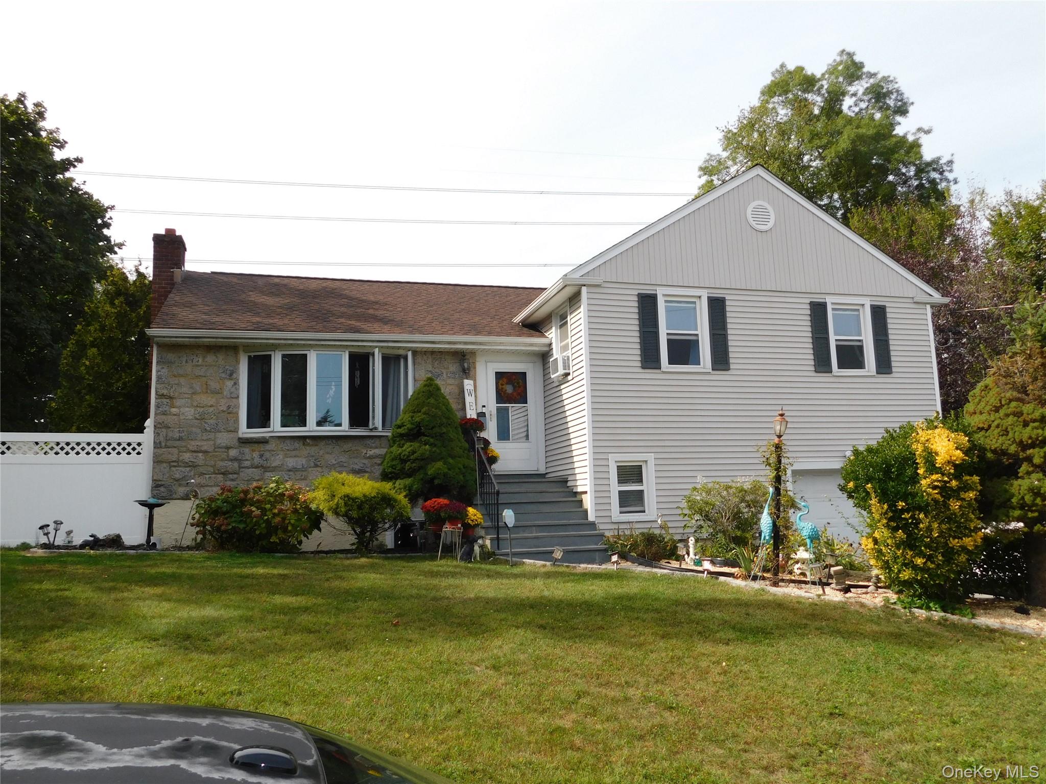 61 Newport Road, Yonkers, NY 10710