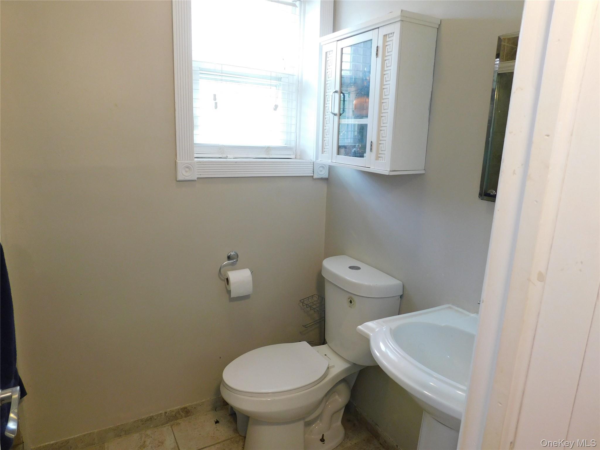 61 Newport Road, Yonkers, NY 10710