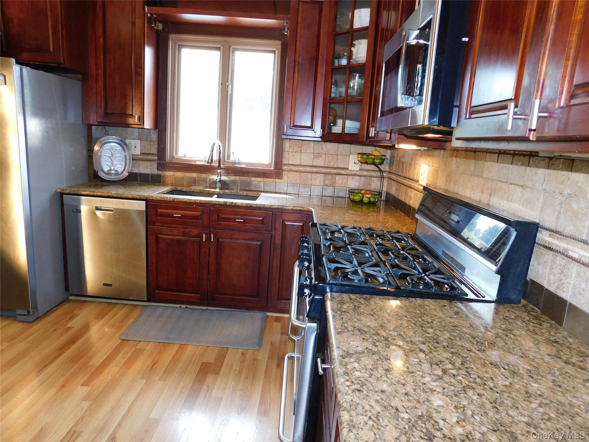 61 Newport Road, Yonkers, NY 10710