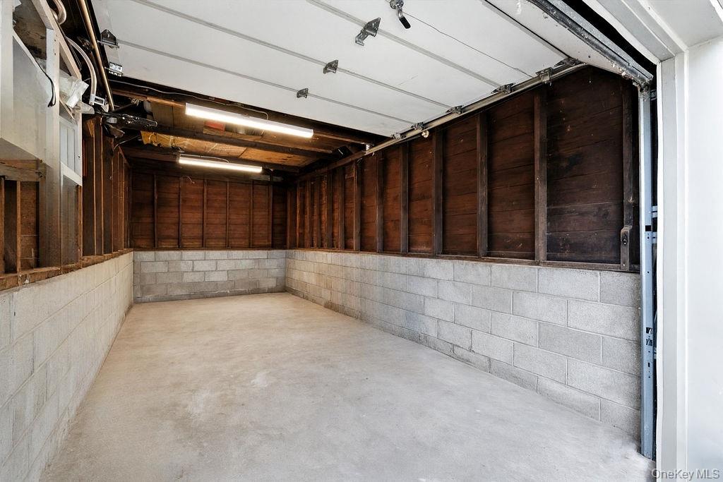 46 Ongley Street, Rockville Centre, NY 11570