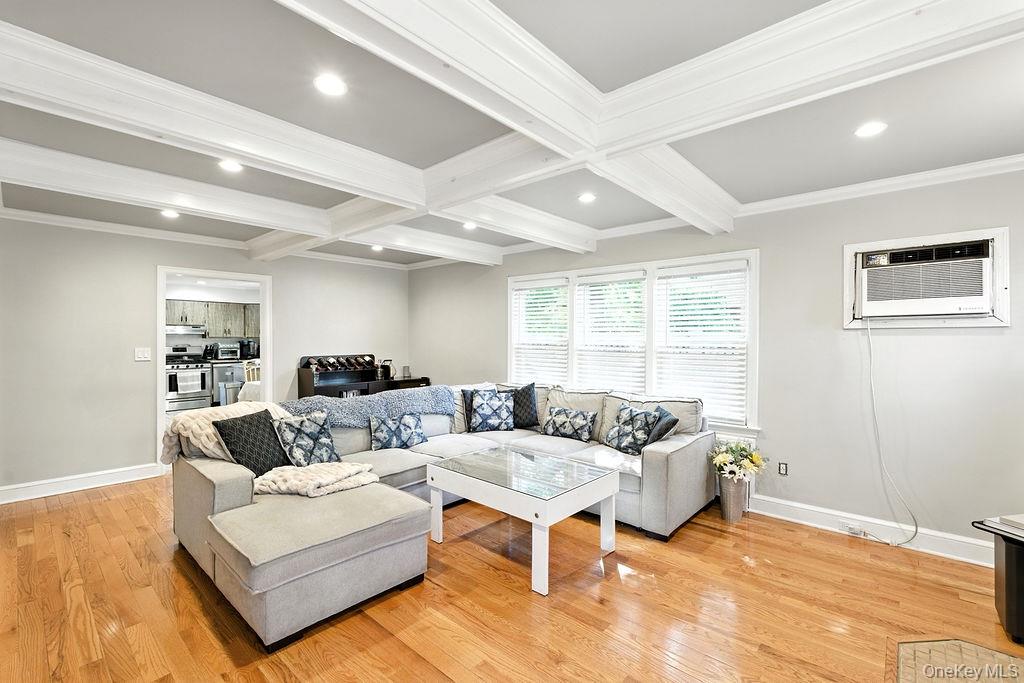 46 Ongley Street, Rockville Centre, NY 11570