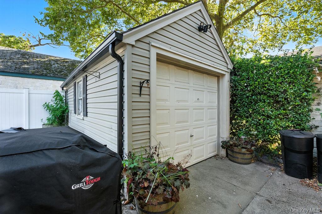 46 Ongley Street, Rockville Centre, NY 11570