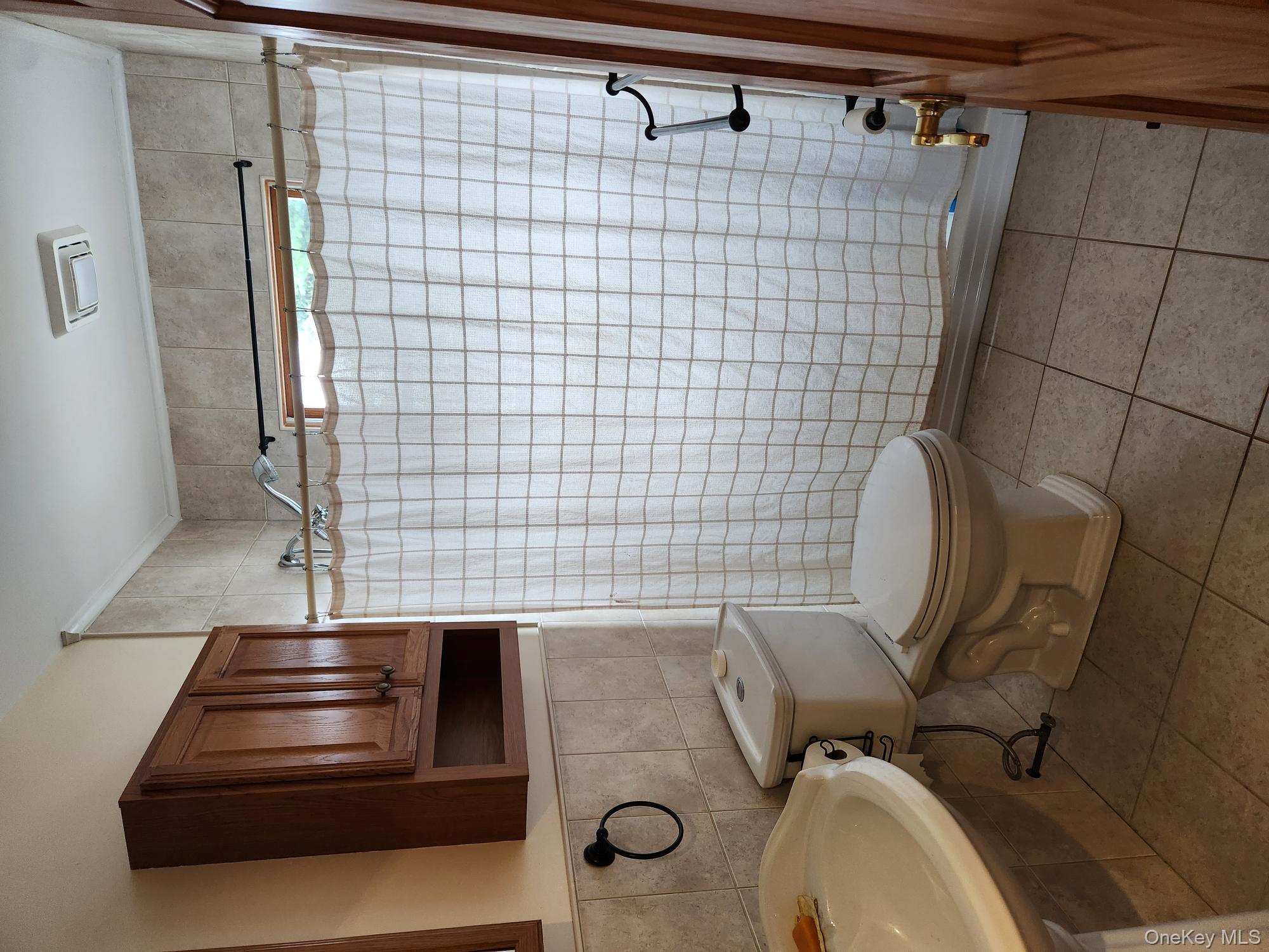 20 Wood Lane, Levittown, NY 11756