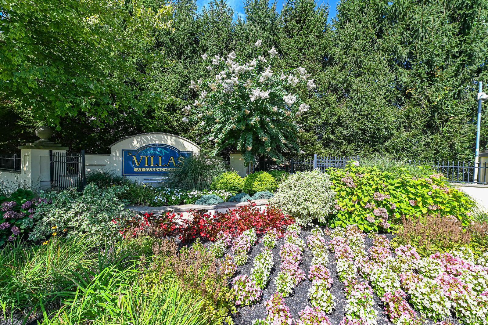 513 Narragansett Villas Drive # 513, Lindenhurst, NY 11757