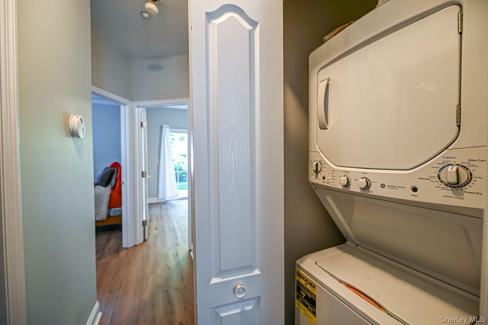 513 Narragansett Villas Drive # 513, Lindenhurst, NY 11757