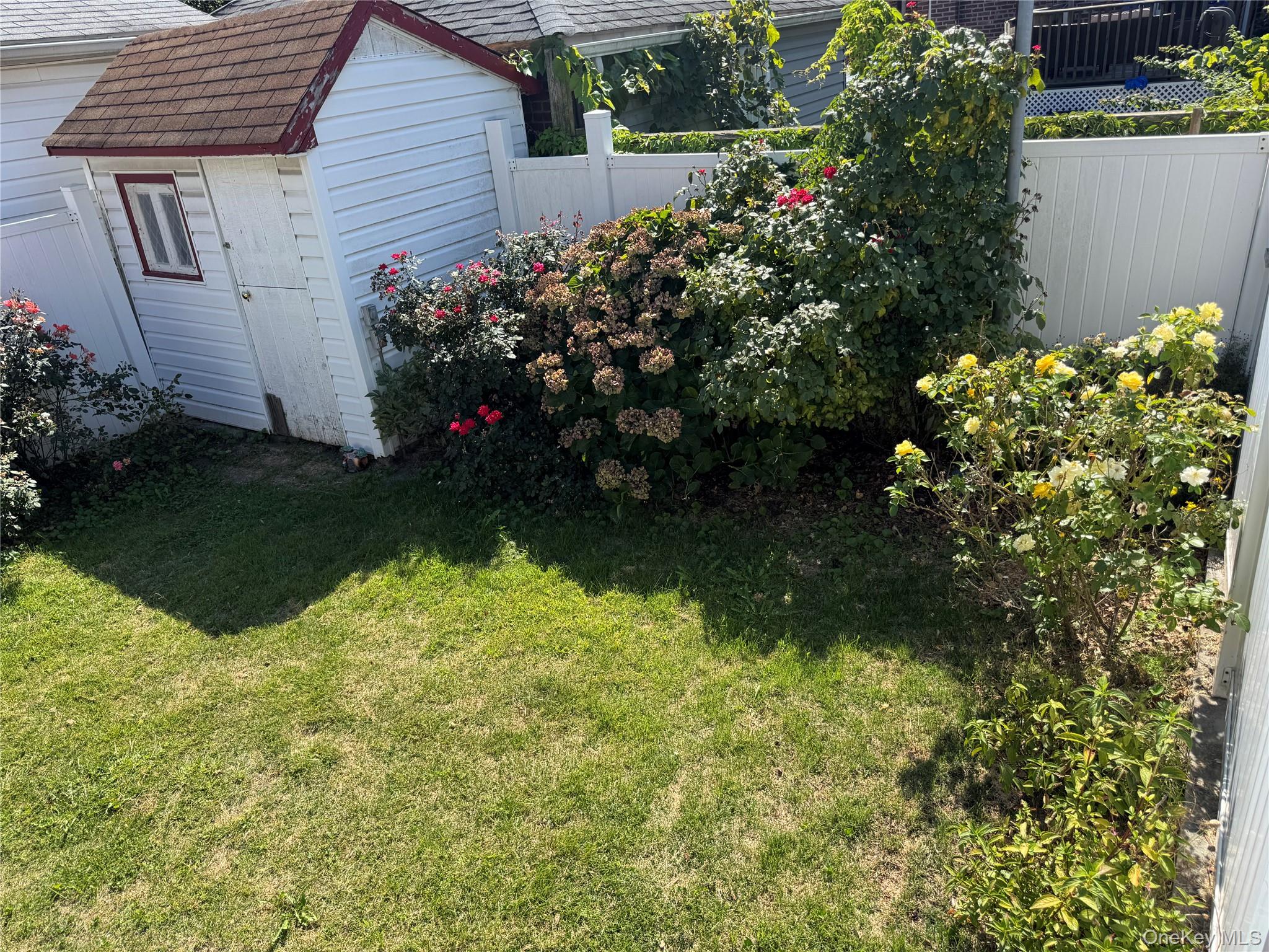 1633 Lurting Avenue, Bronx, NY 10461