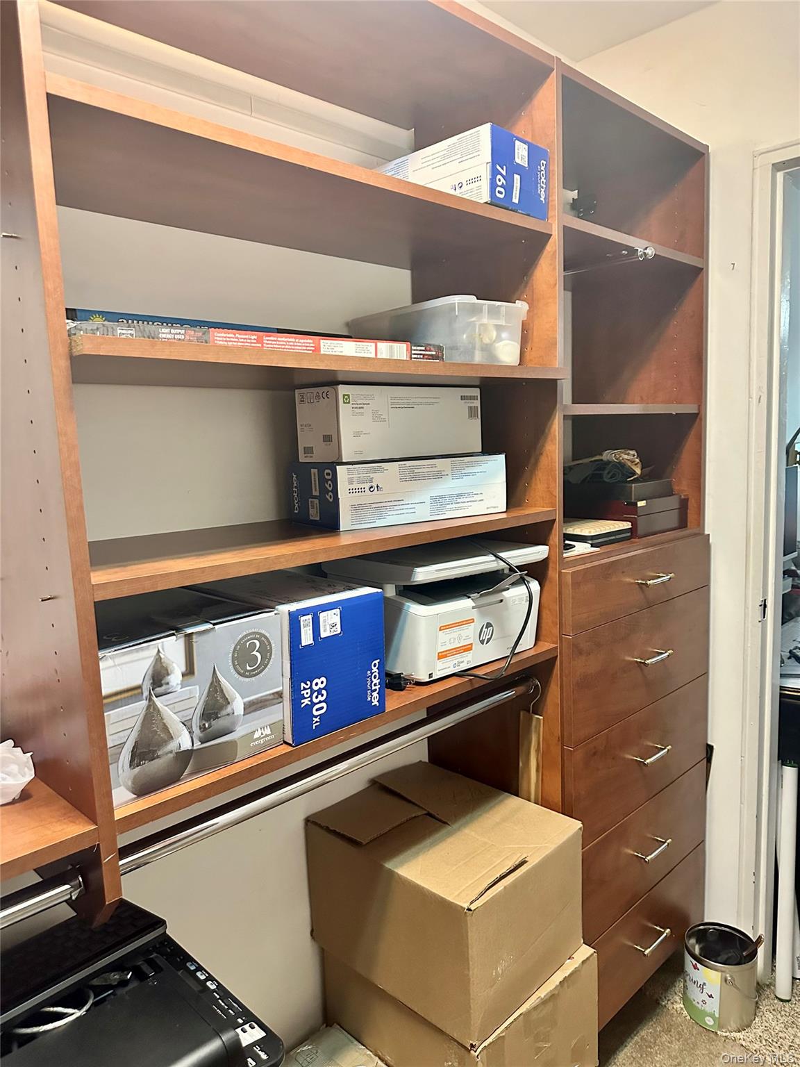 124 Santa Barbara Drive, Plainview, NY 11803