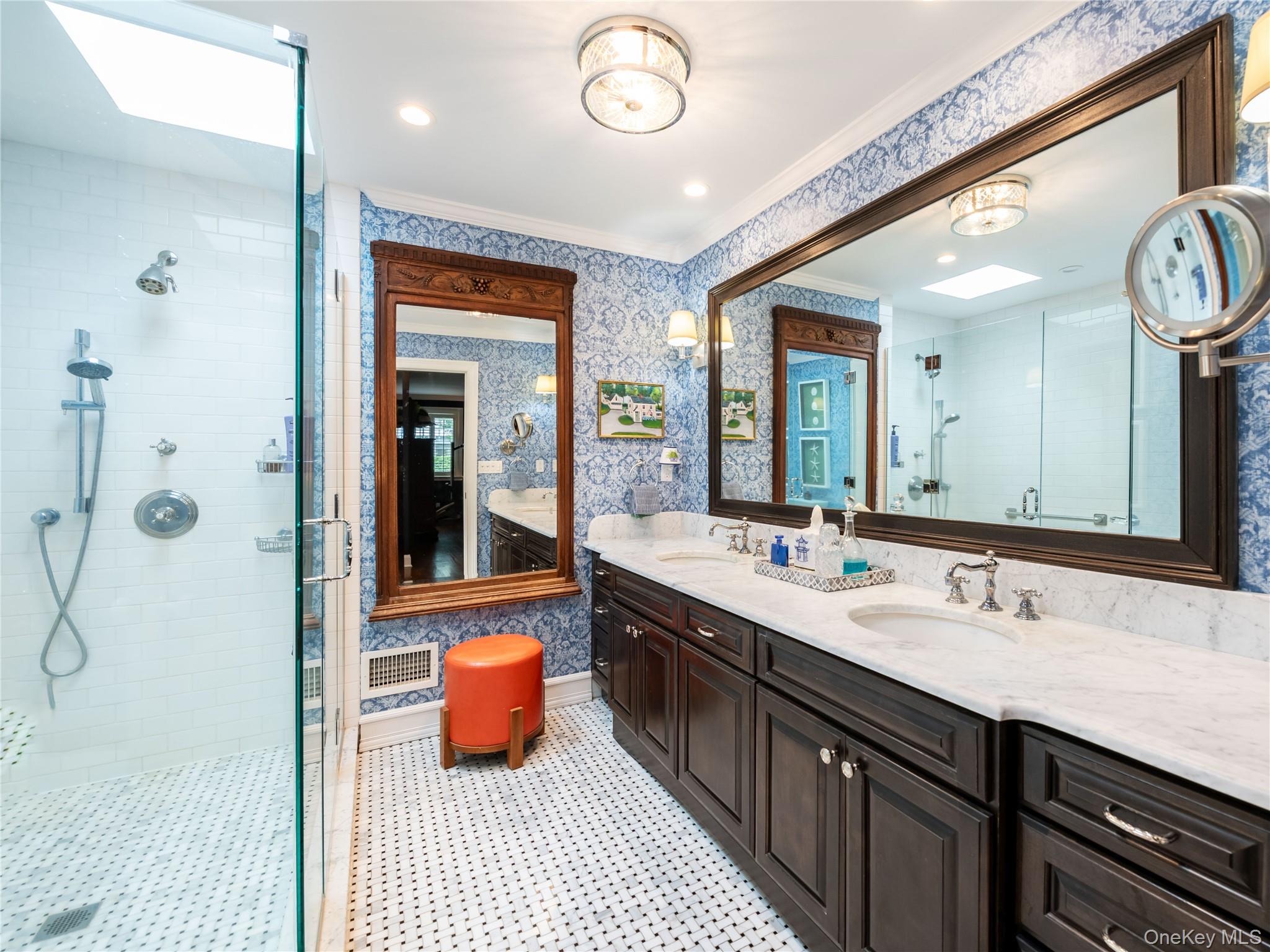 21 Secor Drive, Port Washington, NY 11050