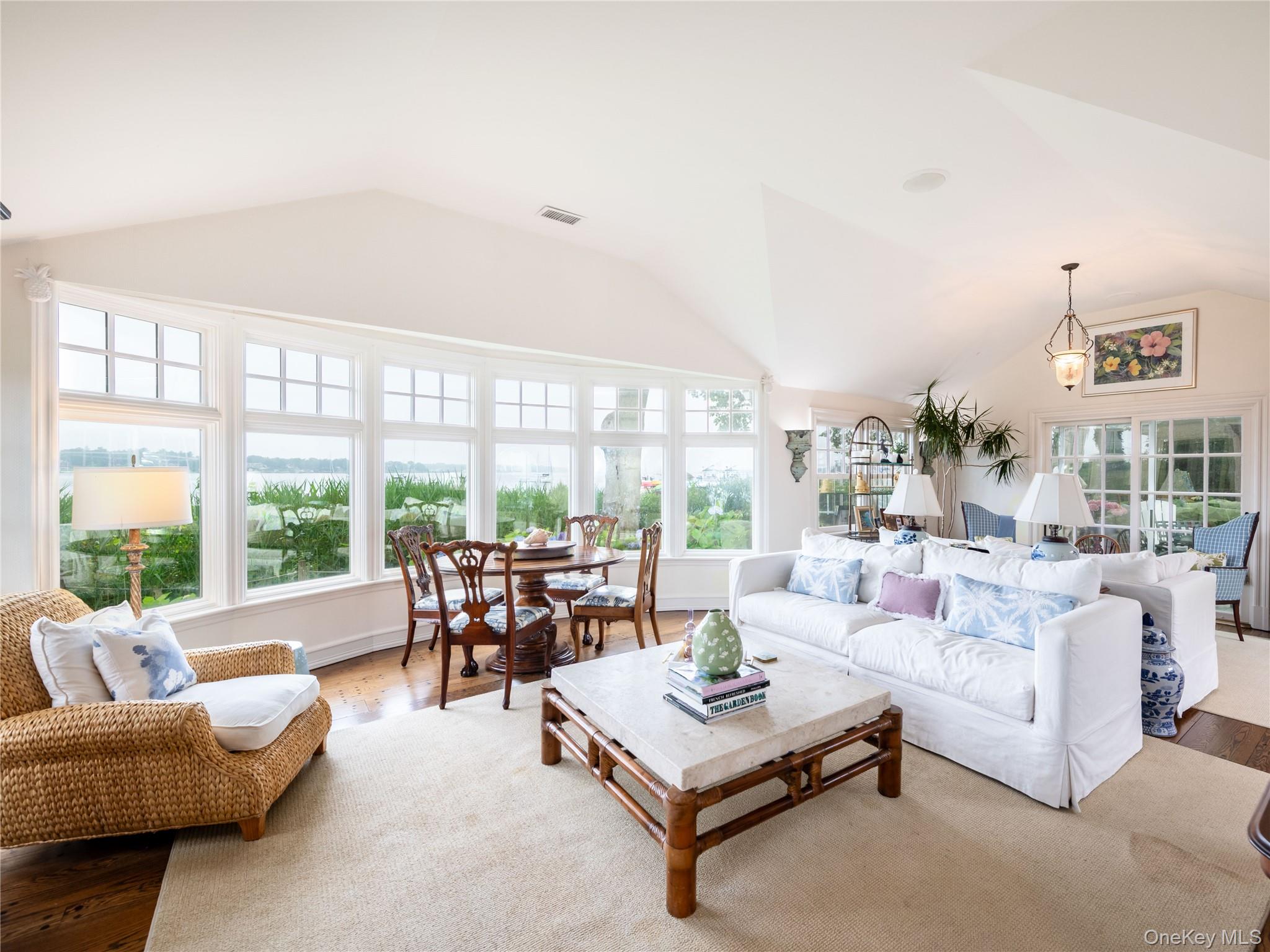 21 Secor Drive, Port Washington, NY 11050