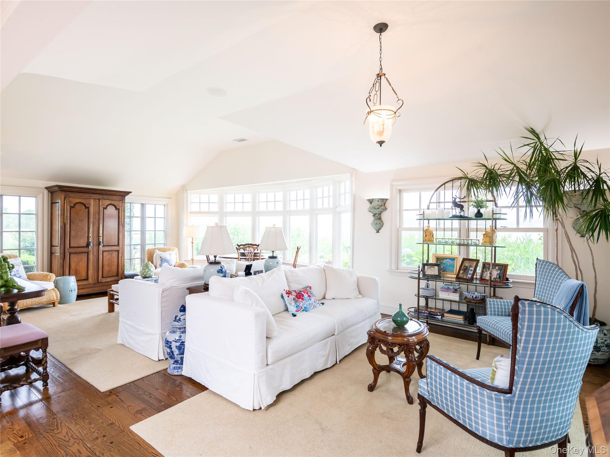 21 Secor Drive, Port Washington, NY 11050