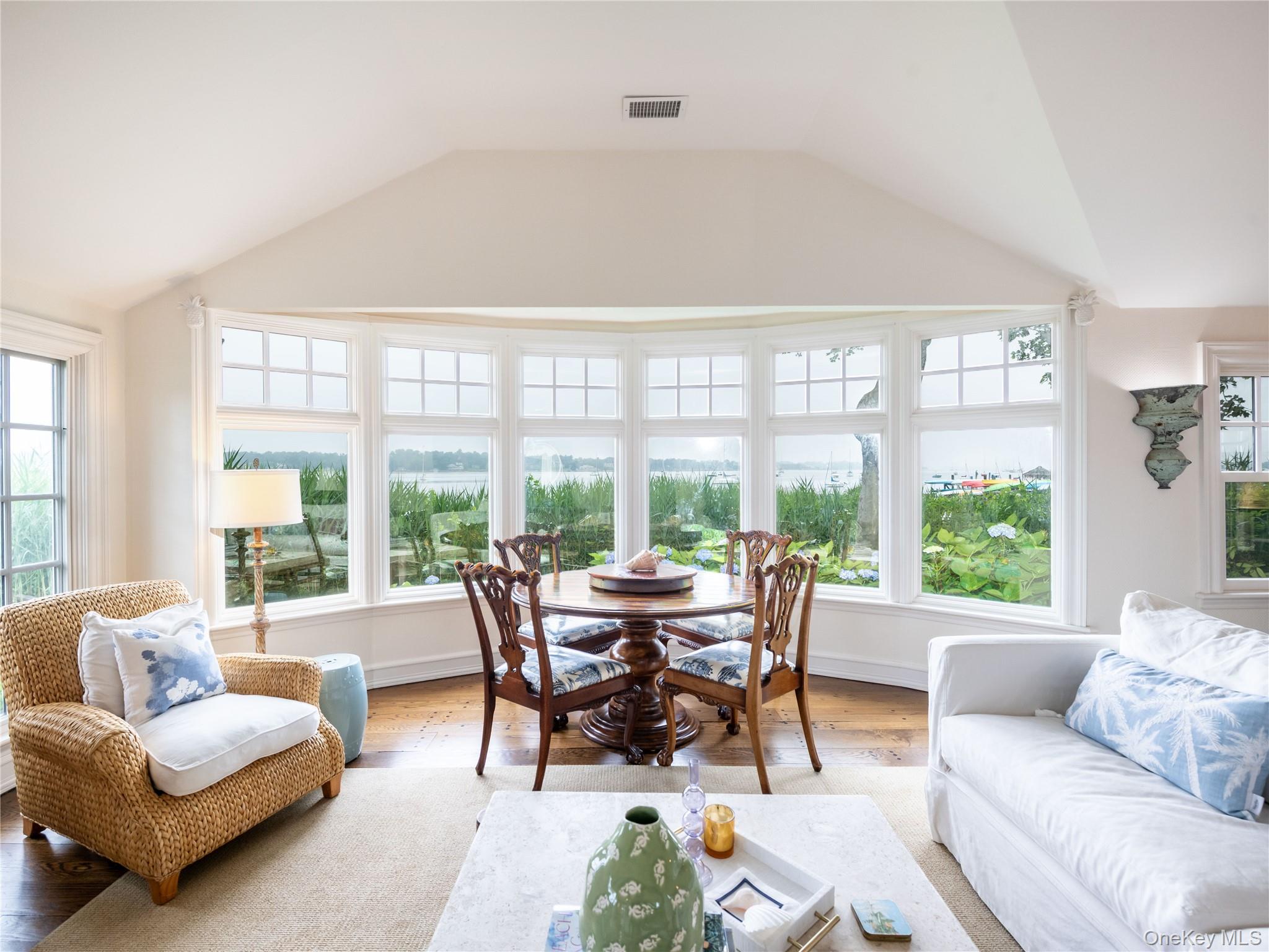 21 Secor Drive, Port Washington, NY 11050