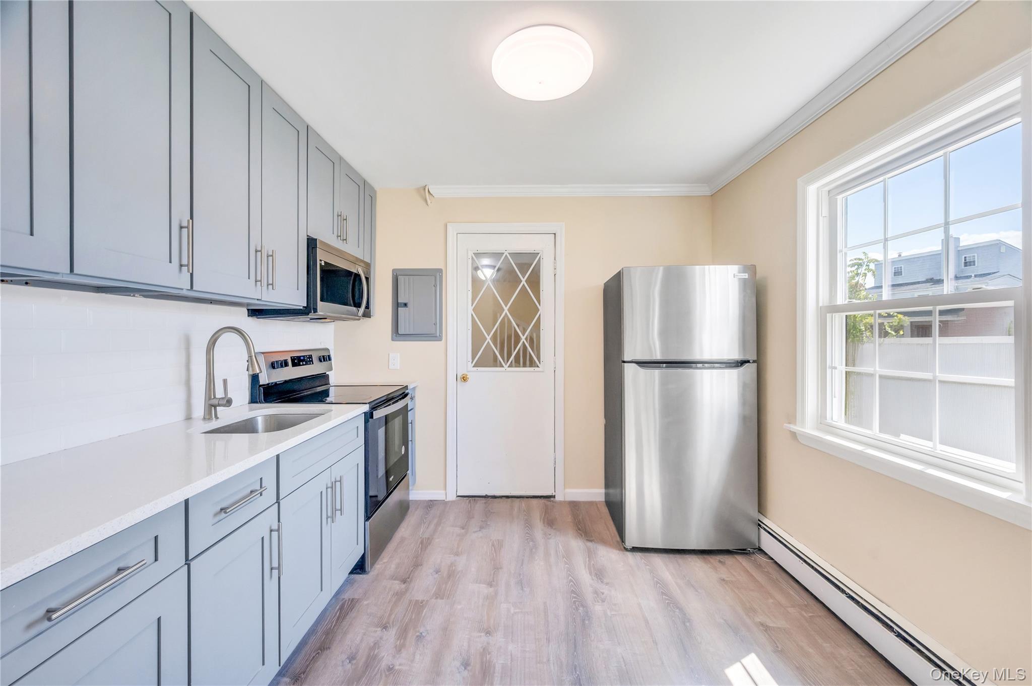 88 Anchor Lane, Levittown, NY 11756