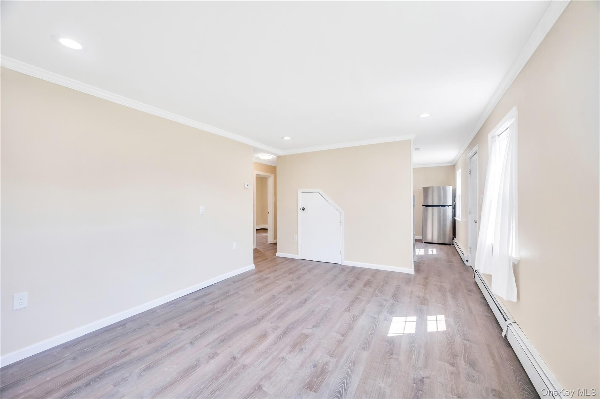 88 Anchor Lane, Levittown, NY 11756