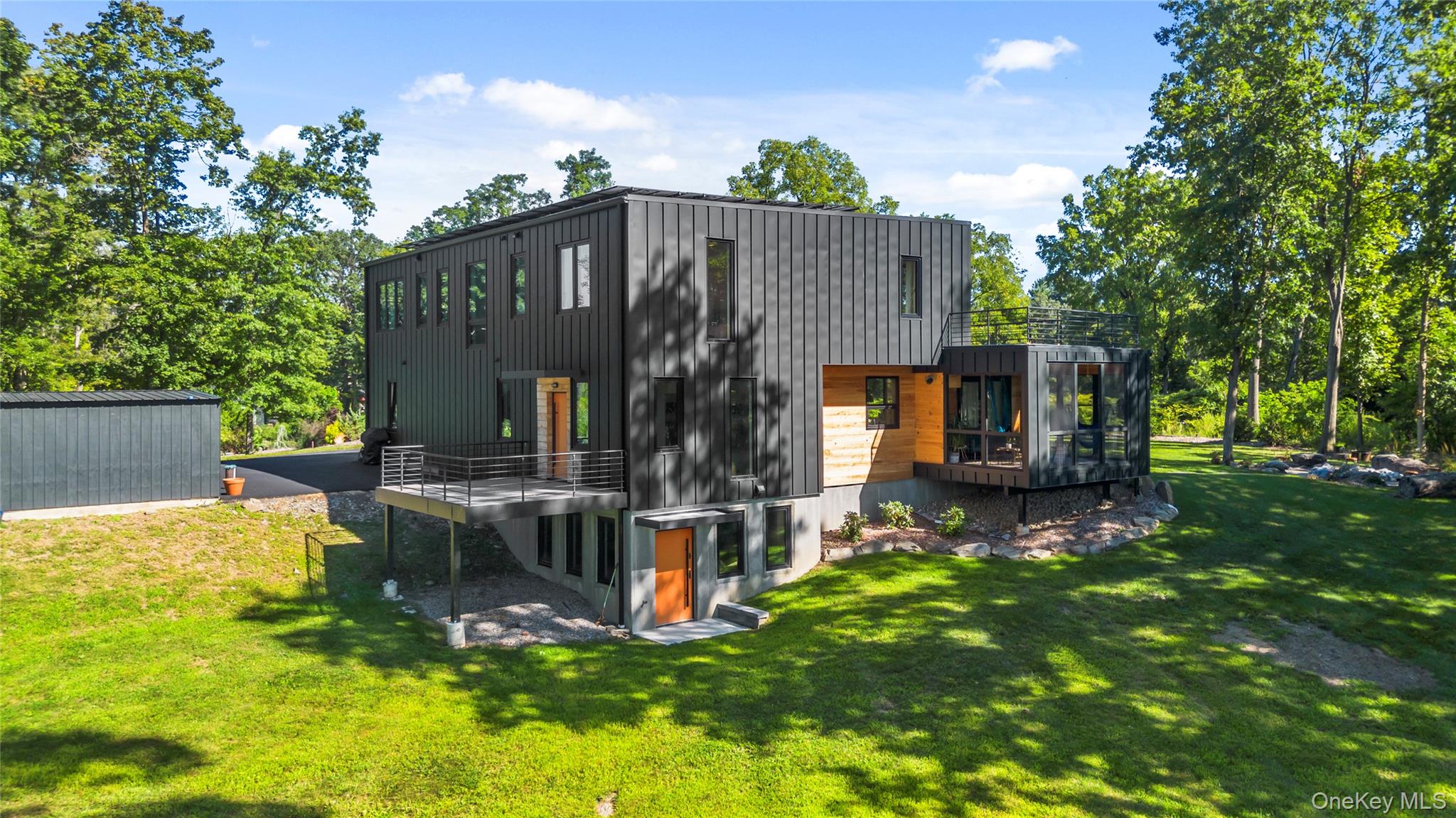 14 N Farm Lane, Hughsonville, NY 12590