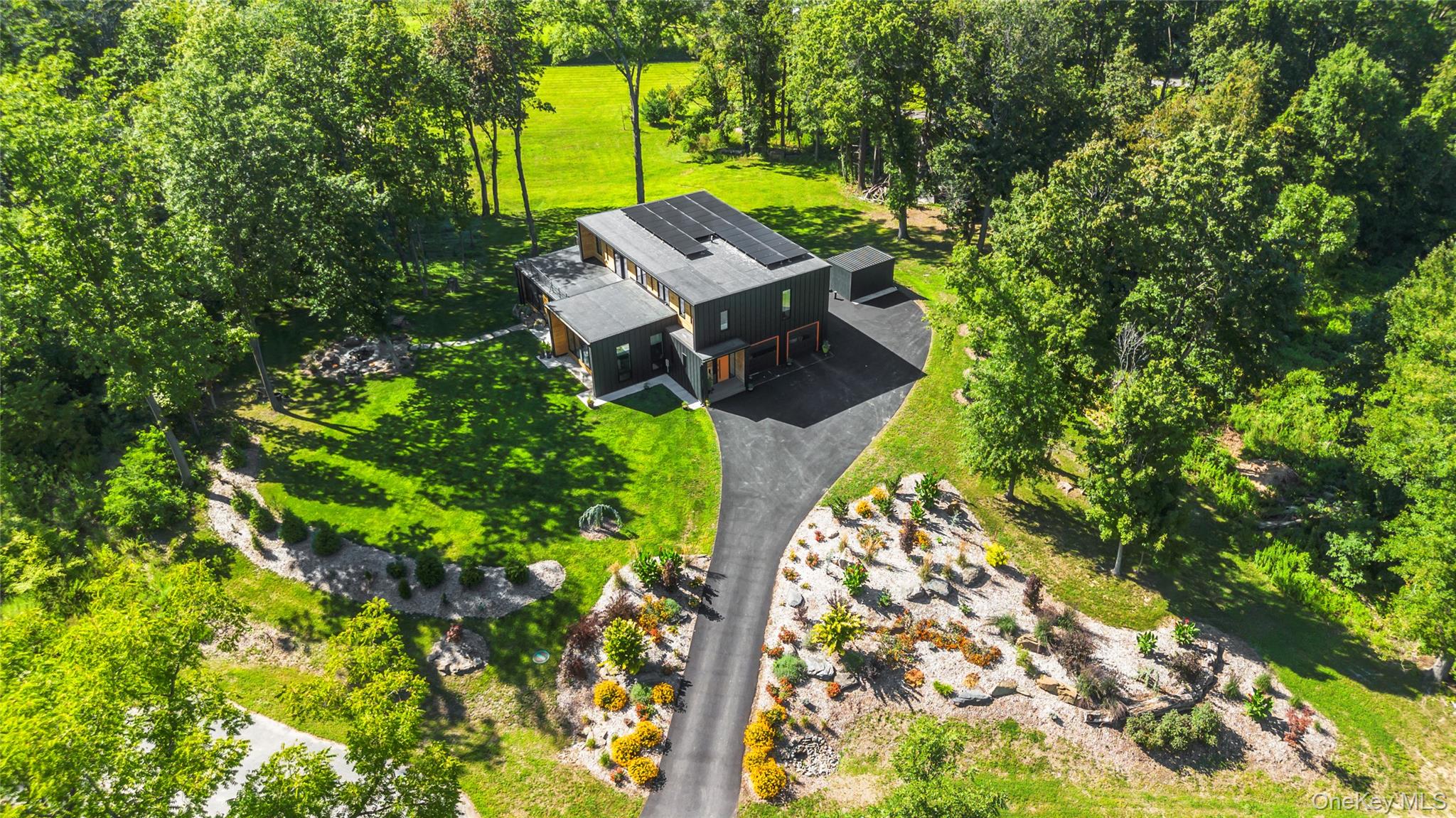 14 N Farm Lane, Hughsonville, NY 12590