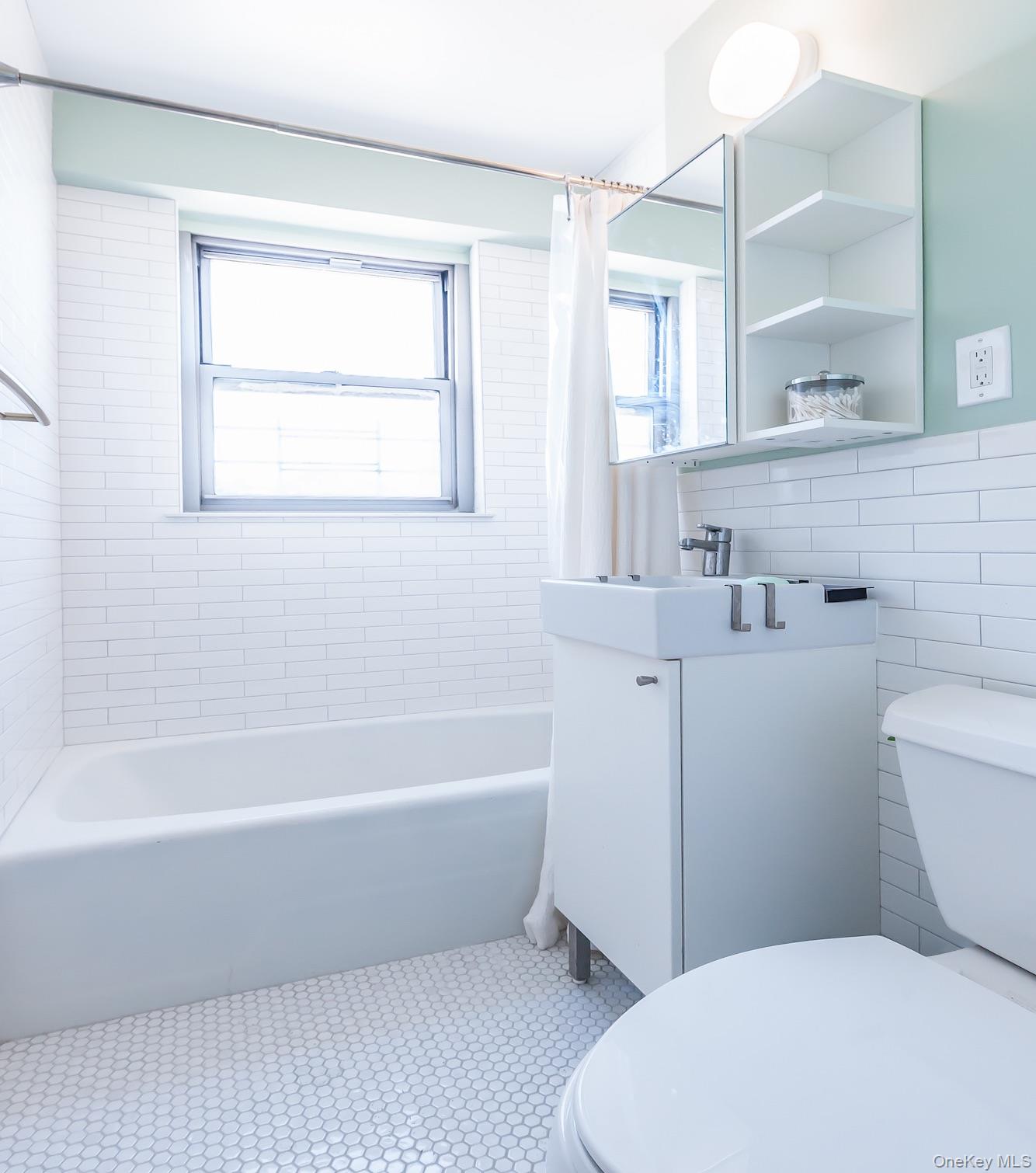 1020 Grand Concourse # 20J, Bronx, NY 10451