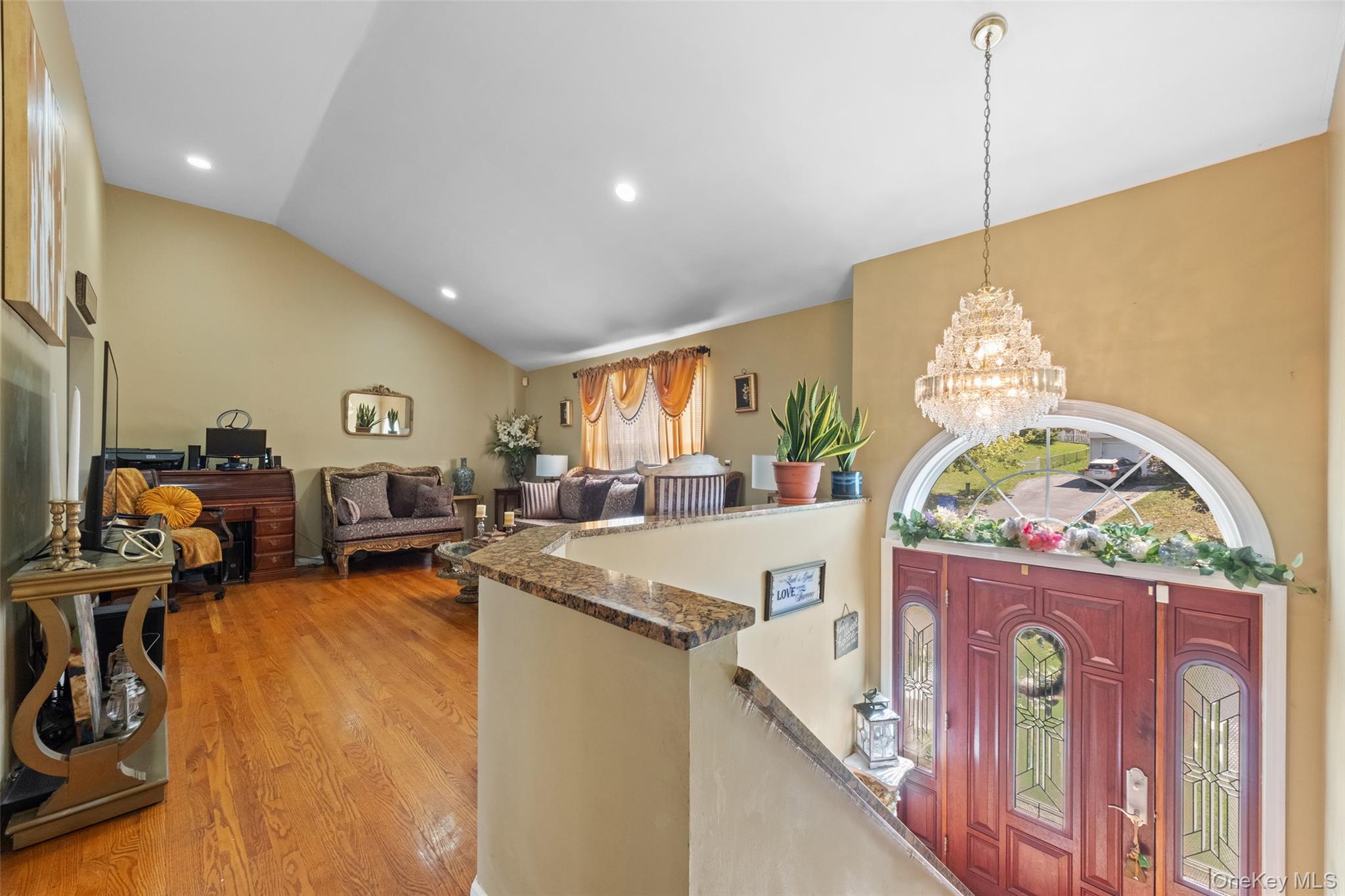 2 Danielle Court, Middletown, NY 10940