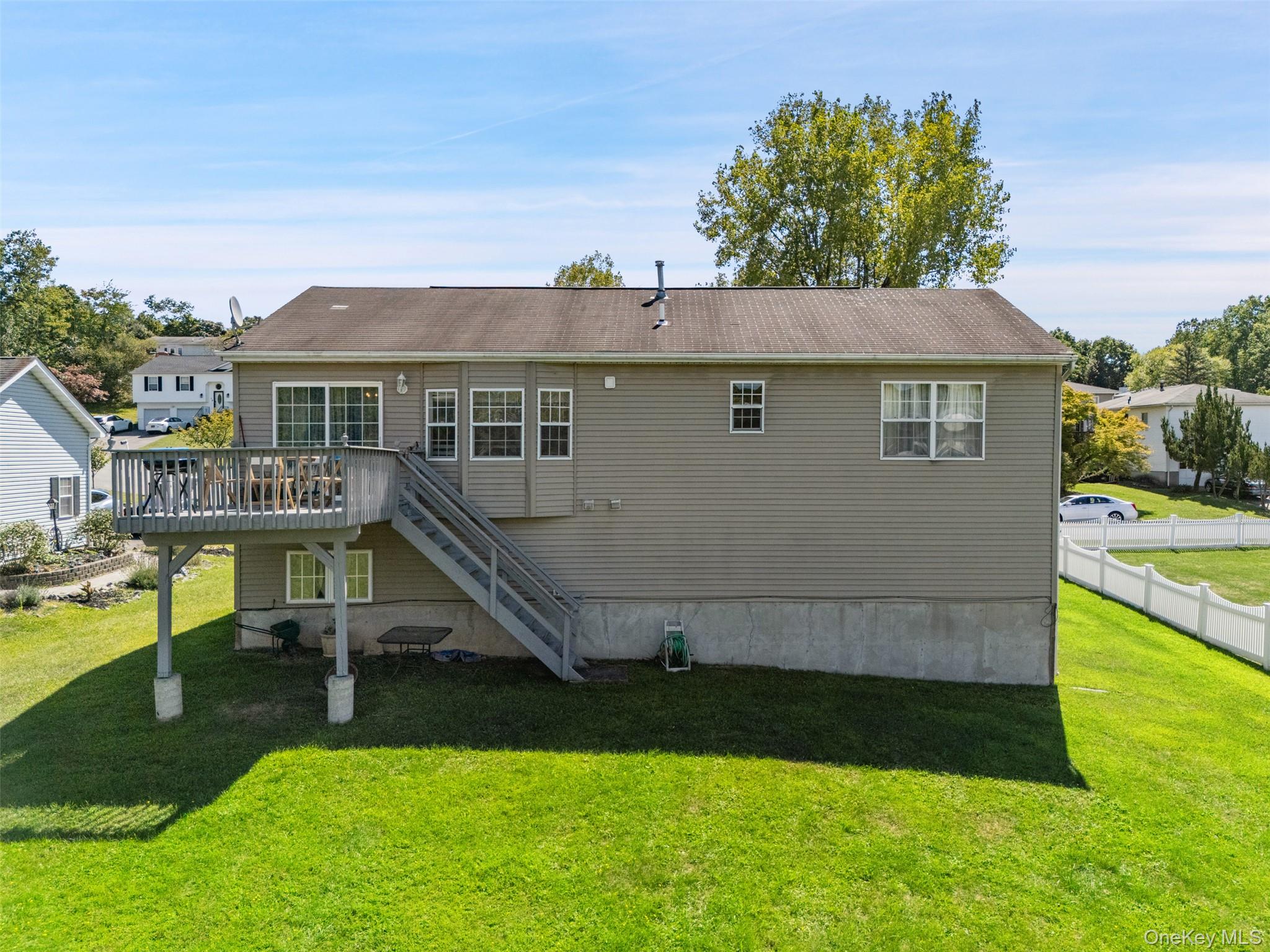 2 Danielle Court, Middletown, NY 10940