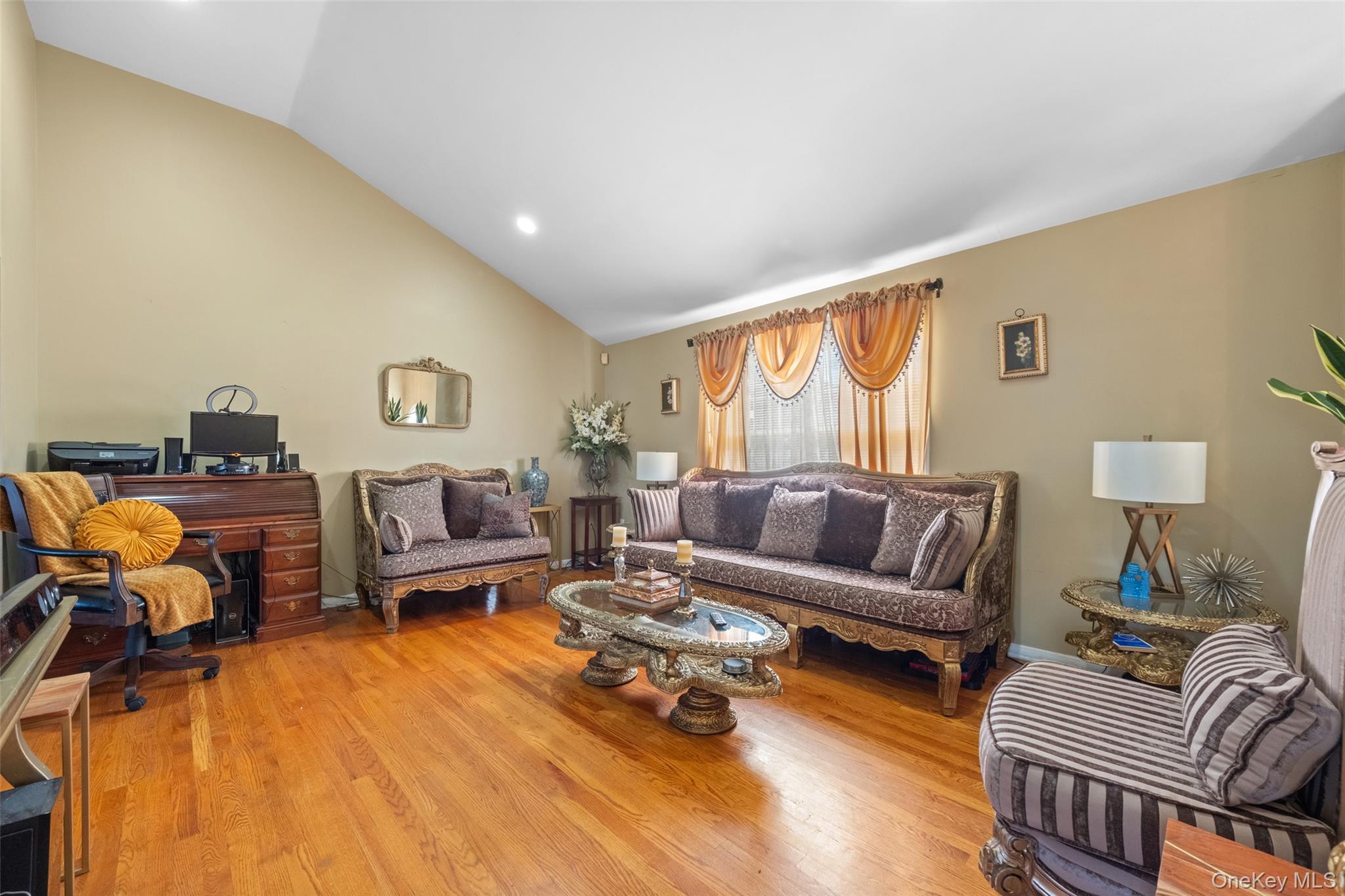 2 Danielle Court, Middletown, NY 10940