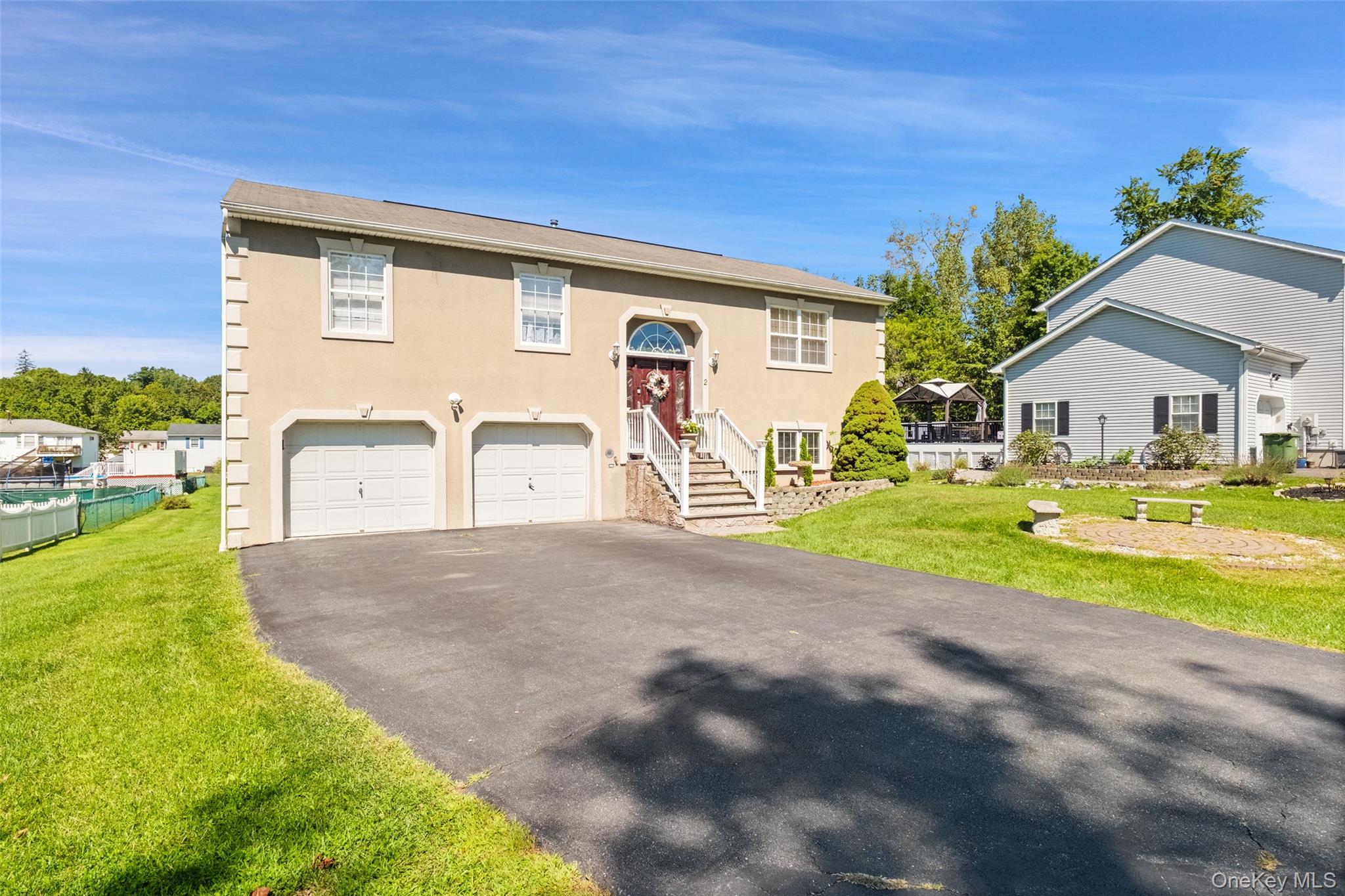 2 Danielle Court, Middletown, NY 10940