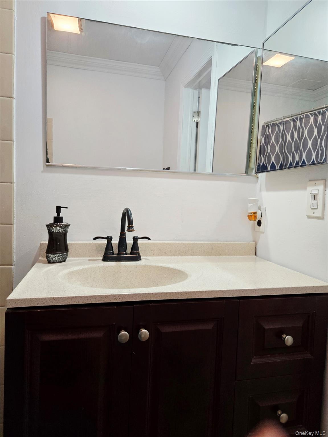 199 Pointe Circle North # 199, Coram, NY 11727