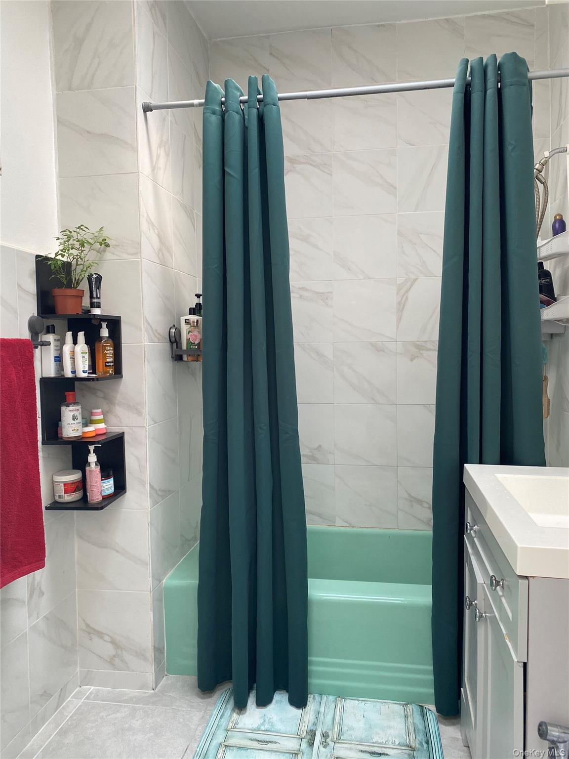 21 Adler Place, Brooklyn, NY 11208