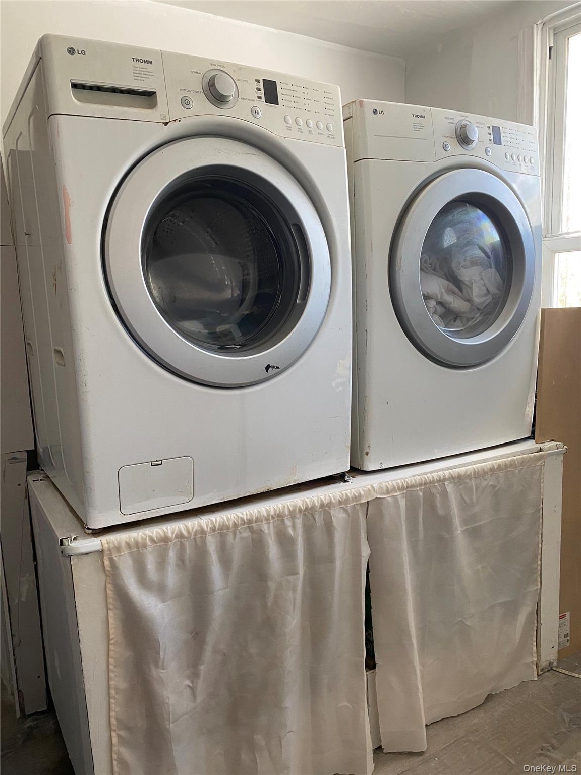 21 Adler Place, Brooklyn, NY 11208