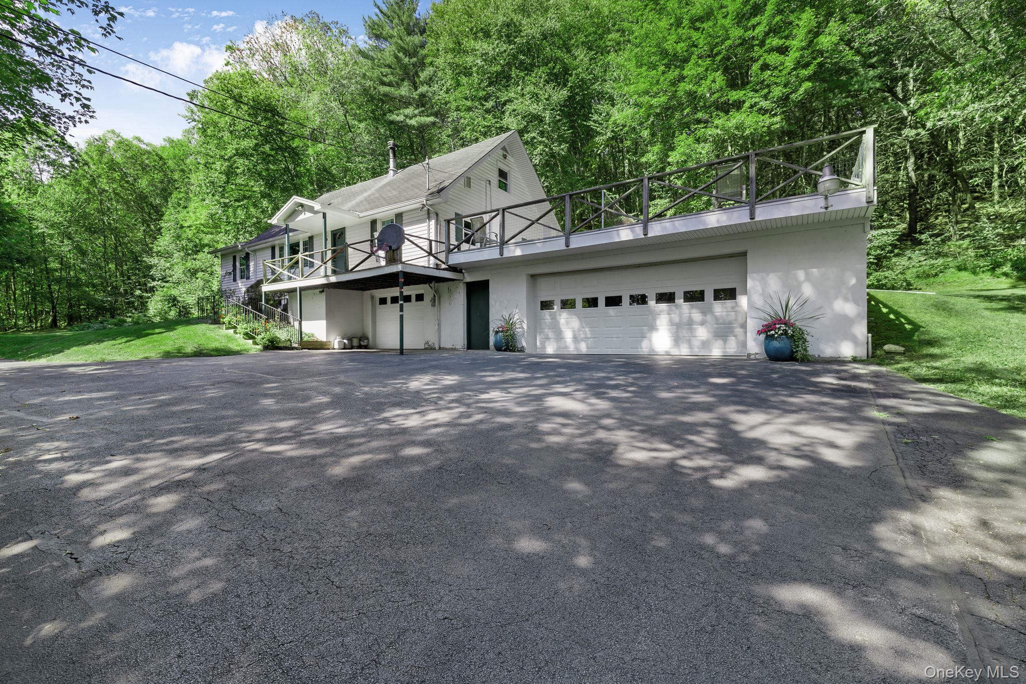 75 Kingston Avenue, Wurtsboro, NY 12790