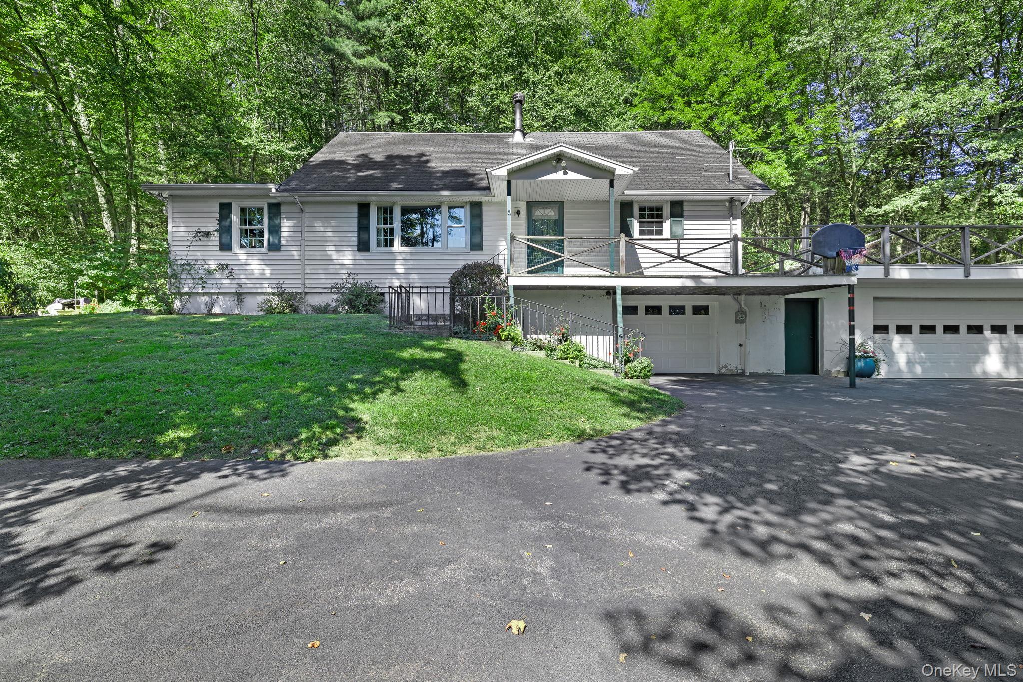 75 Kingston Avenue, Wurtsboro, NY 12790